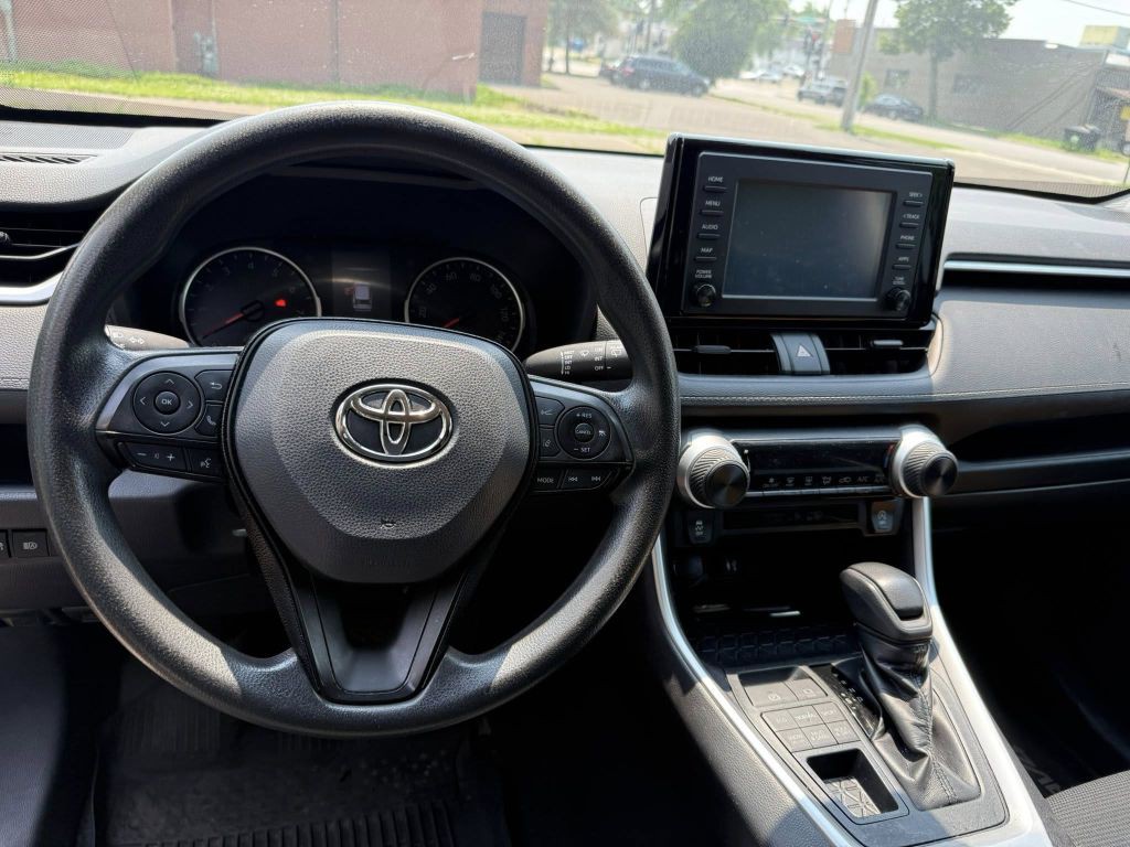 2019 Toyota Rav4 Image 7
