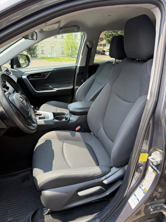 2019 Toyota Rav4 Image 8