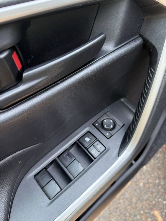 2019 Toyota Rav4 Image 10