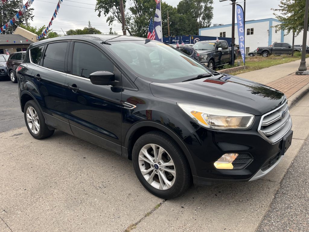 2017 Ford Escape Image 1
