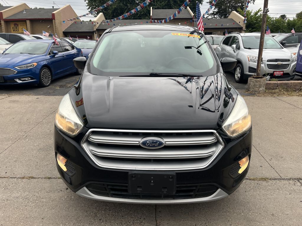 2017 Ford Escape Image 2