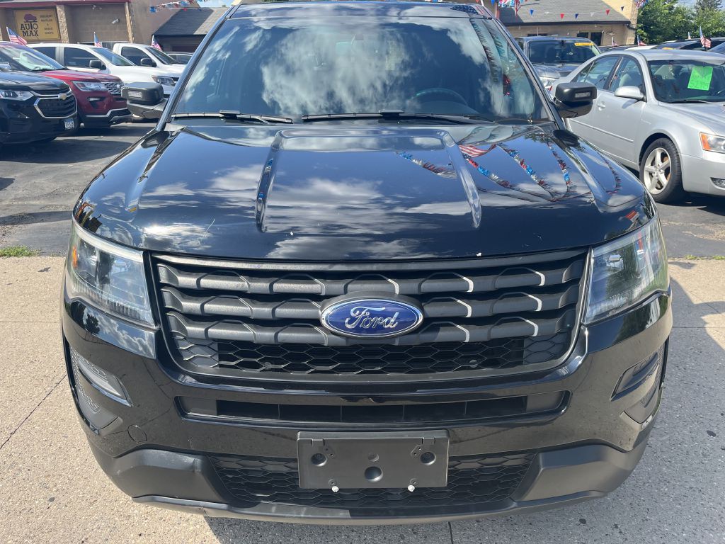 2017 Ford Explorer Image 2