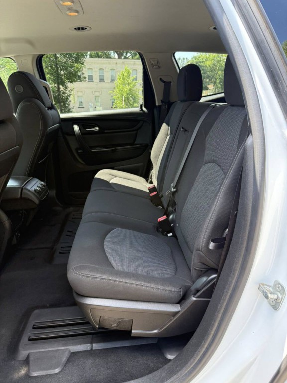 2017 Chevrolet Traverse Image 10