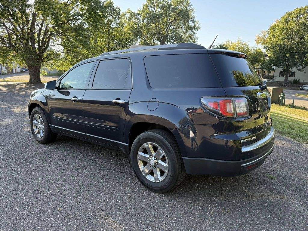 2015 GMC Acadia Image 4