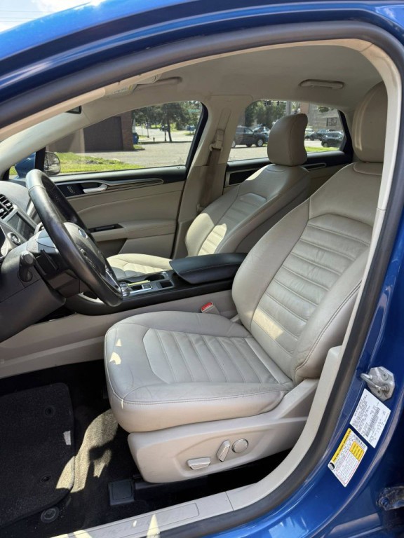 2017 Ford Fusion Image 9