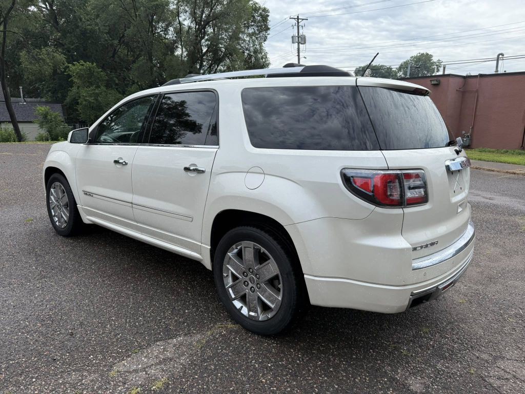 2015 GMC Acadia Image 4