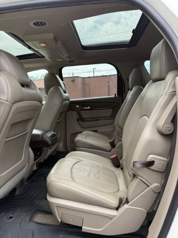 2015 GMC Acadia Image 10