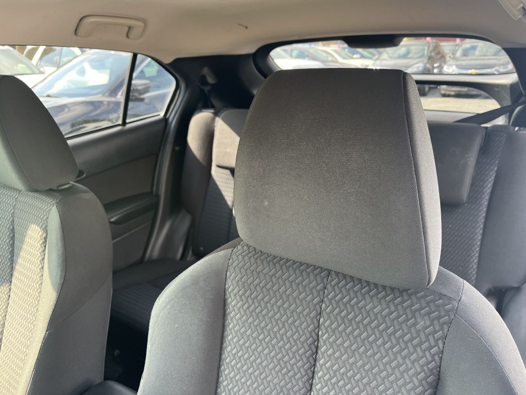 2019 Mitsubishi Eclipse Image 10