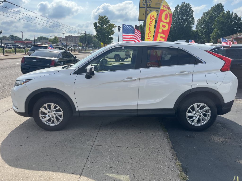 2019 Mitsubishi Eclipse Image 5