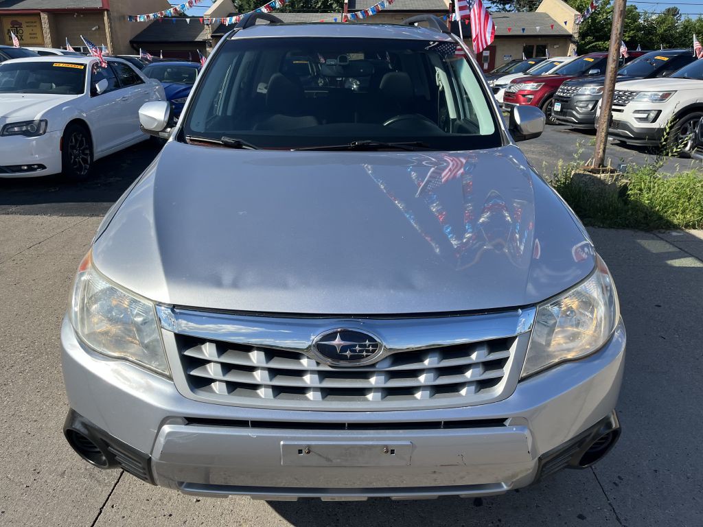 2012 Subaru Forester Image 2