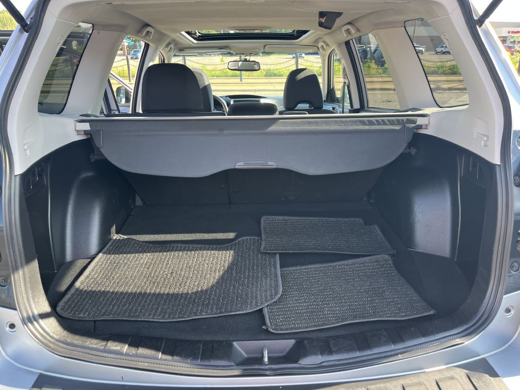 2012 Subaru Forester Image 13