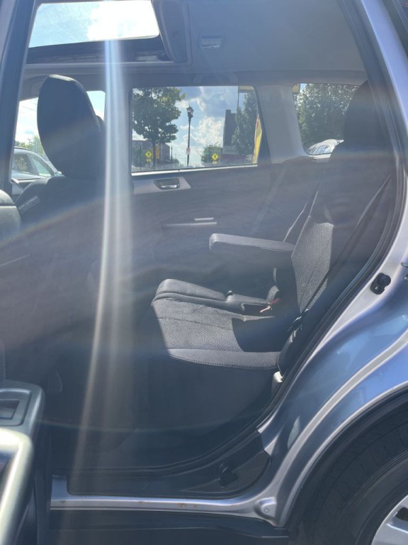 2012 Subaru Forester Image 16