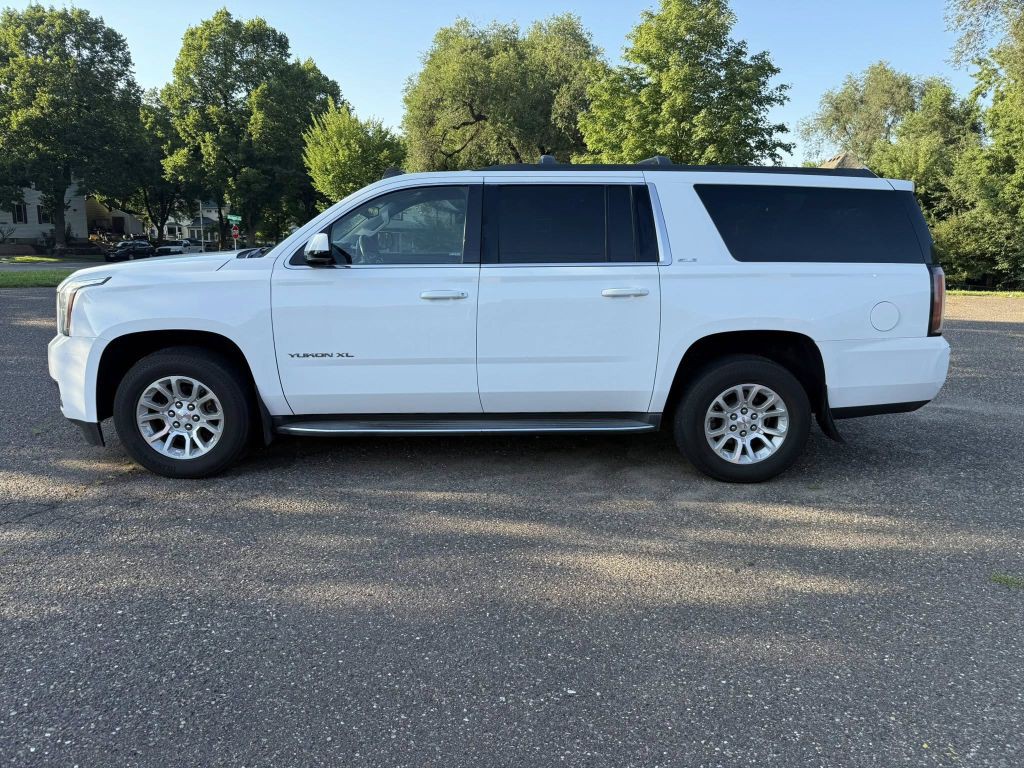 2015 GMC Yukon Image 3