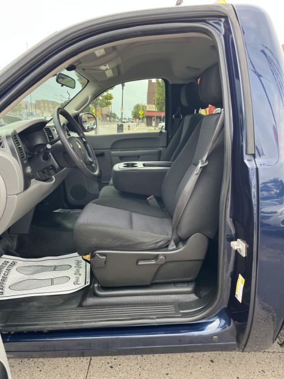 2010 Chevrolet Silverado 1500 Image 10