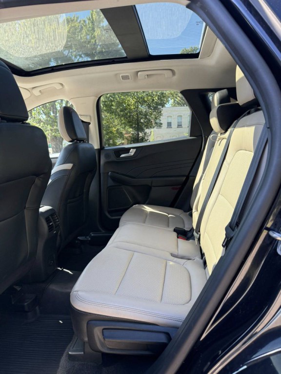 2021 Ford Escape Image 10
