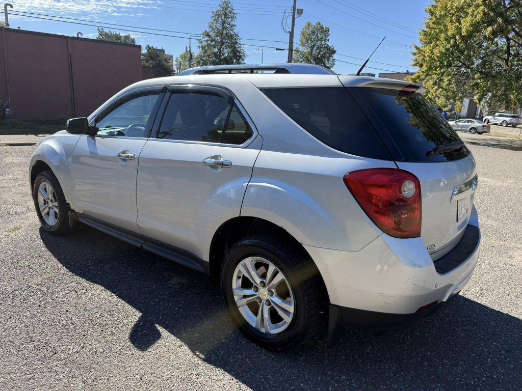 2011 Chevrolet Equinox Image 4