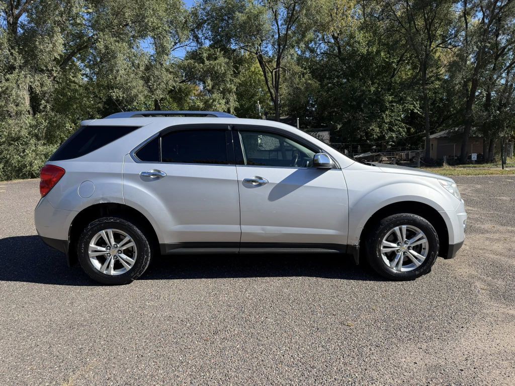 2011 Chevrolet Equinox Image 6