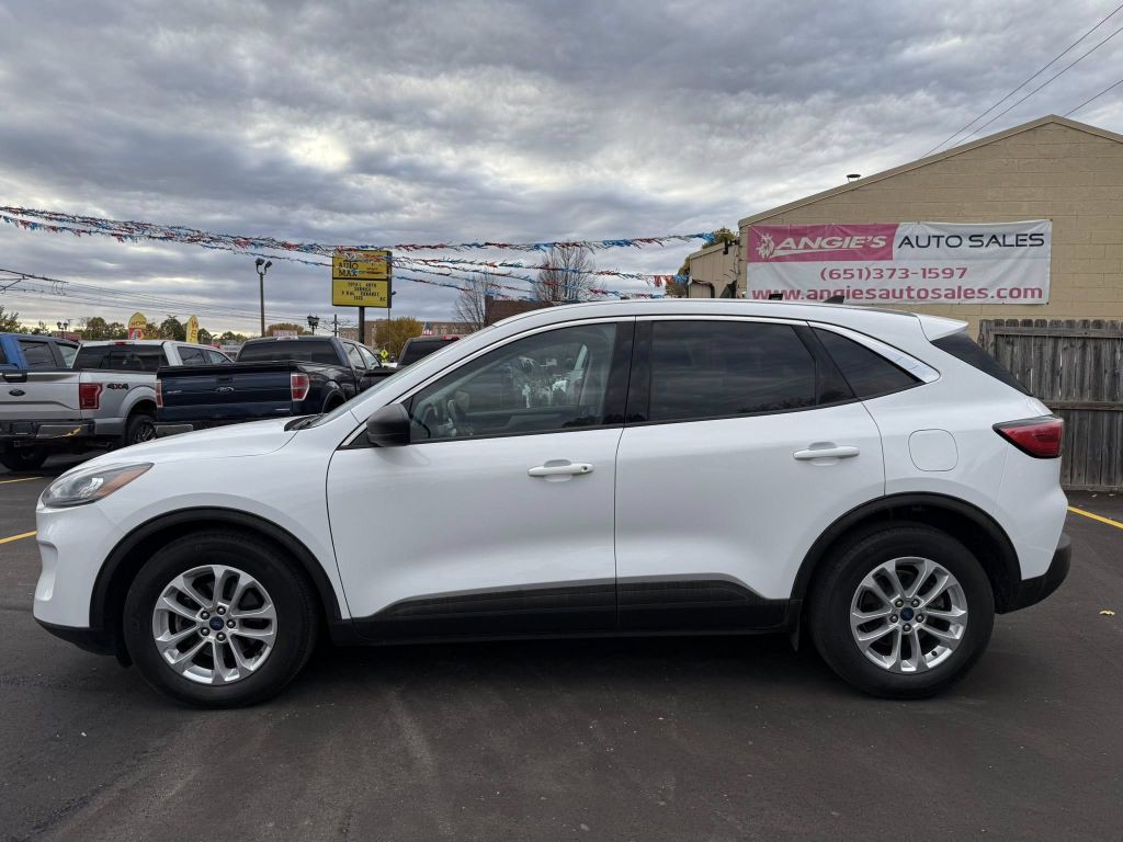 2022 Ford Escape Image 3