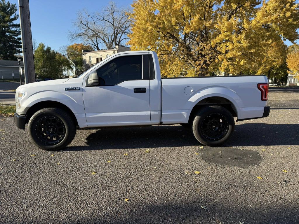 2015 Ford F-150 Image 3