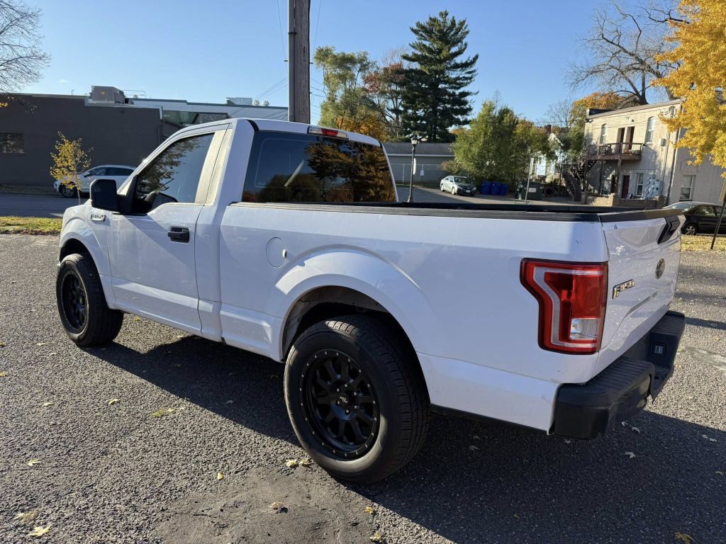 2015 Ford F-150 Image 4