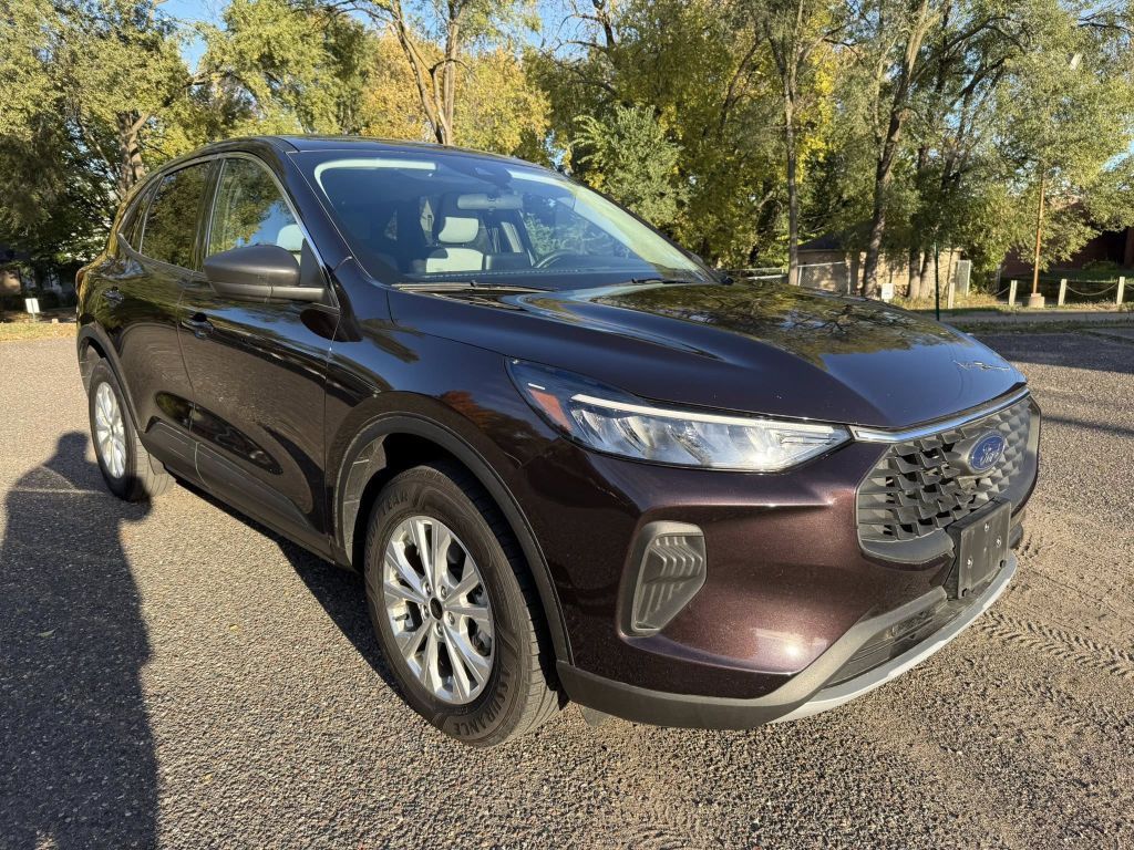 2023 Ford Escape Image 5