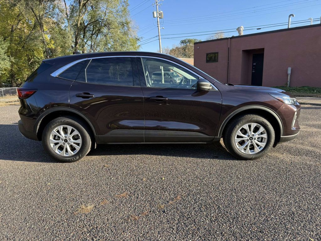 2023 Ford Escape Image 6