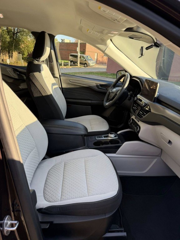 2023 Ford Escape Image 9