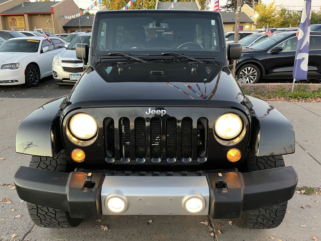 2014 Jeep Wrangler Unlimited Image 2