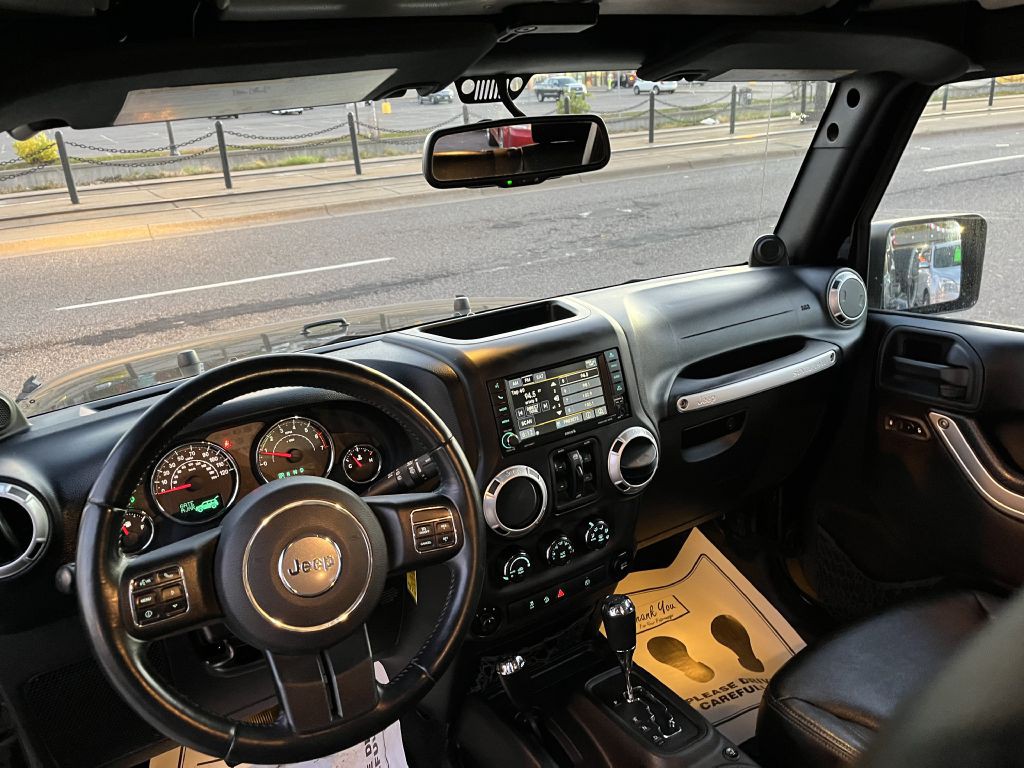 2014 Jeep Wrangler Unlimited Image 11