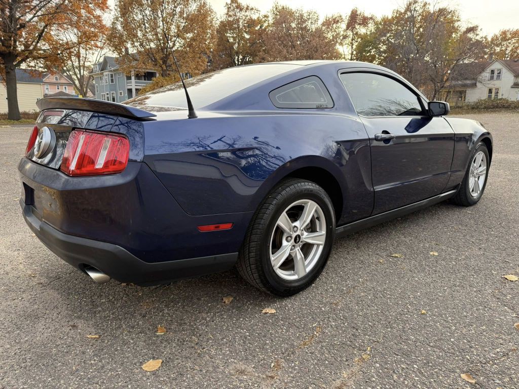 2011 Ford Mustang Image 7