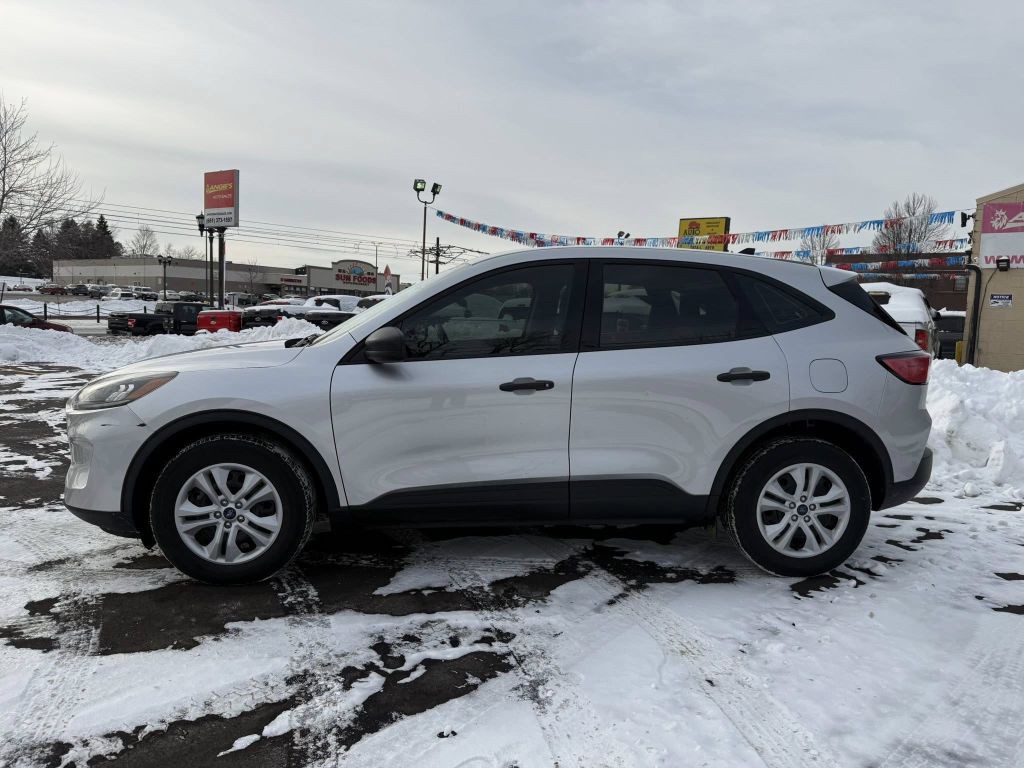 2020 Ford Escape Image 3