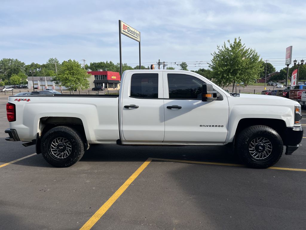 2015 Chevrolet Silverado 1500 Image 4