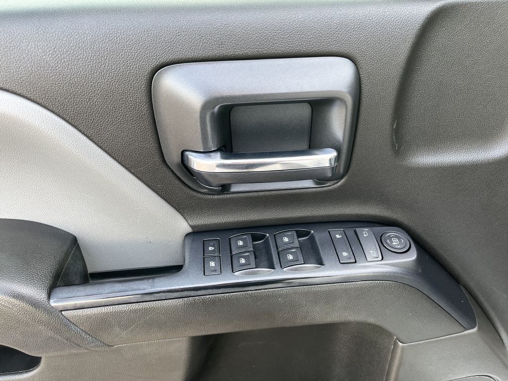 2015 Chevrolet Silverado 1500 Image 12
