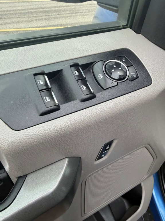 2016 Ford F-150 Image 11