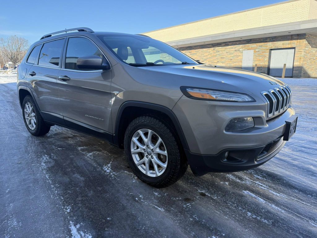 2017 Jeep Cherokee Image 5