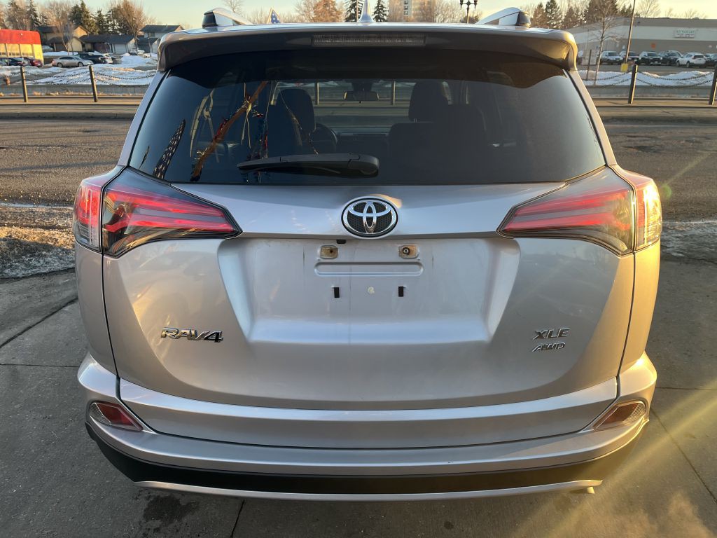 2018 Toyota Rav4 Image 6