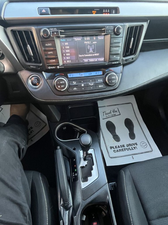 2018 Toyota Rav4 Image 15