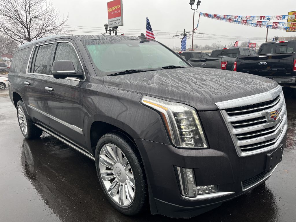2015 Cadillac Escalade Image 1