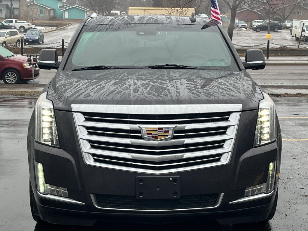 2015 Cadillac Escalade Image 3