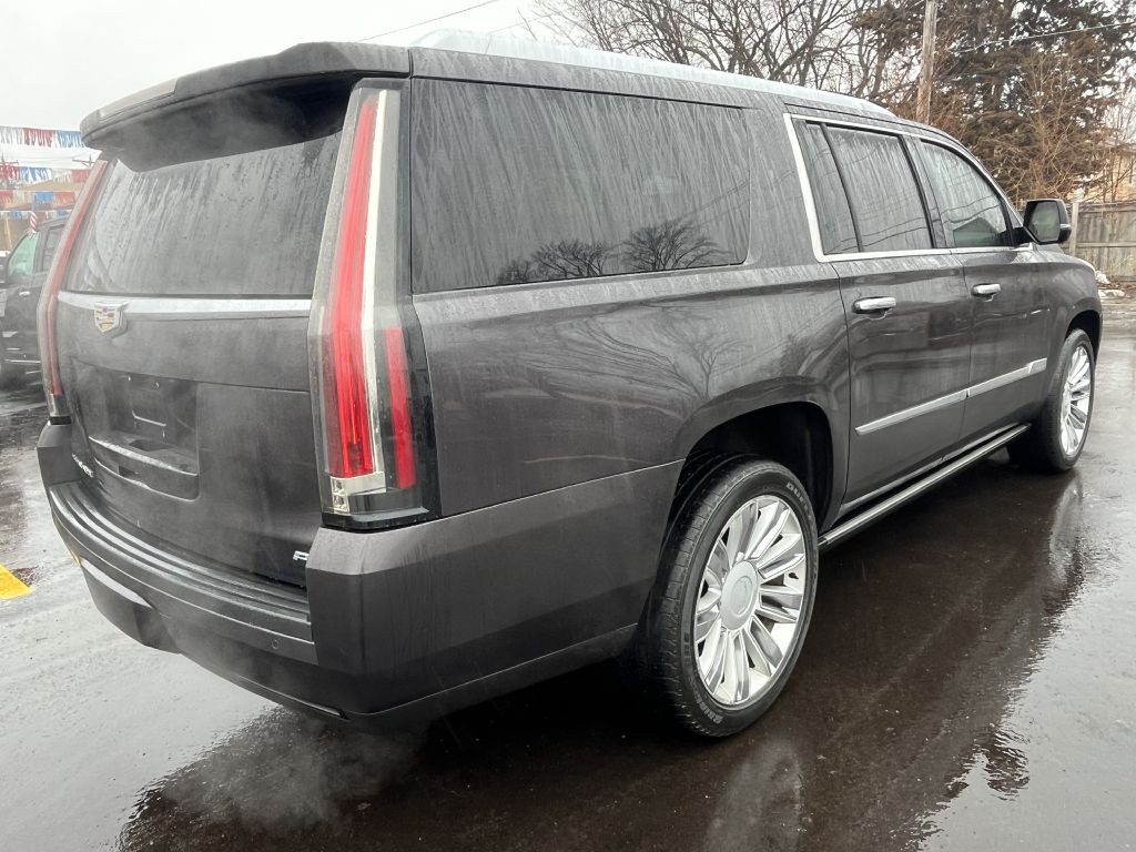 2015 Cadillac Escalade Image 7