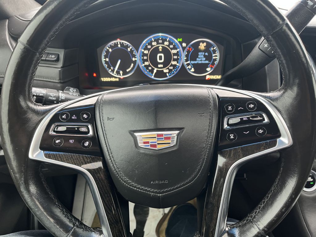 2015 Cadillac Escalade Image 10