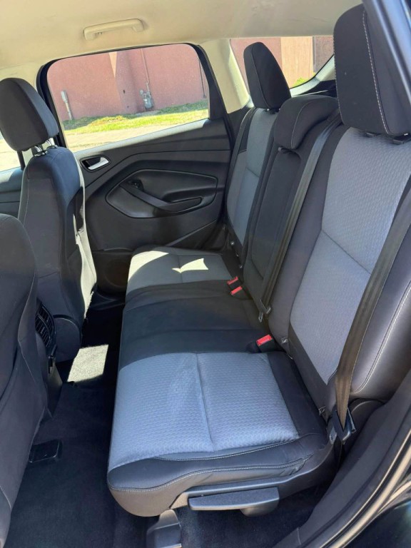 2017 Ford Escape Image 9