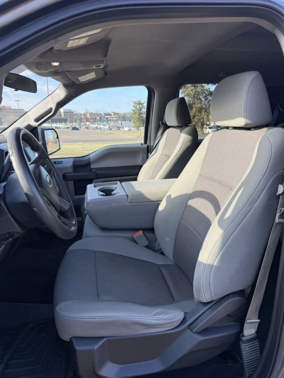 2017 Ford F-150 Image 9