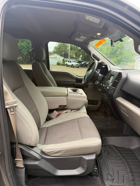 2017 Ford F-150 Image 8