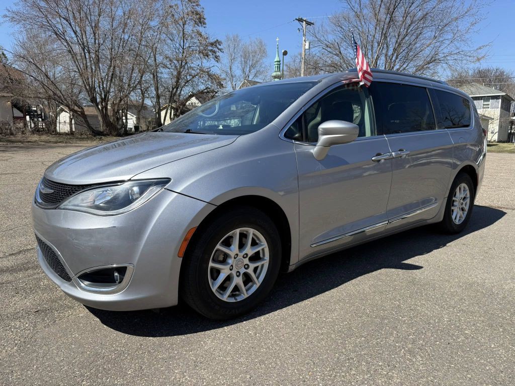 2020 Chrysler Pacifica Image 1