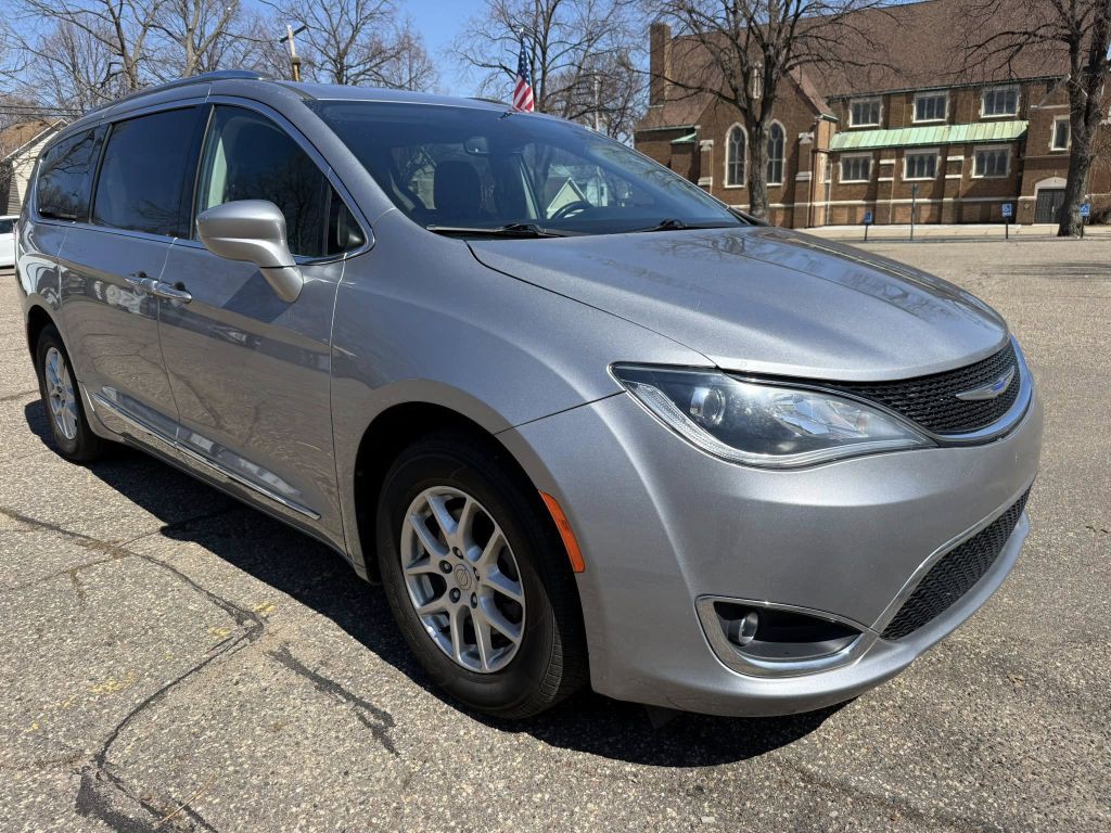 2020 Chrysler Pacifica Image 5