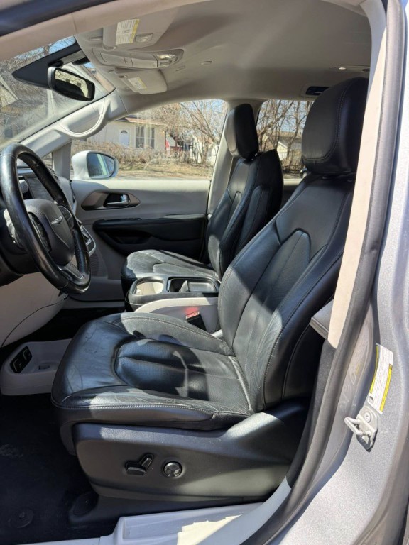 2020 Chrysler Pacifica Image 9