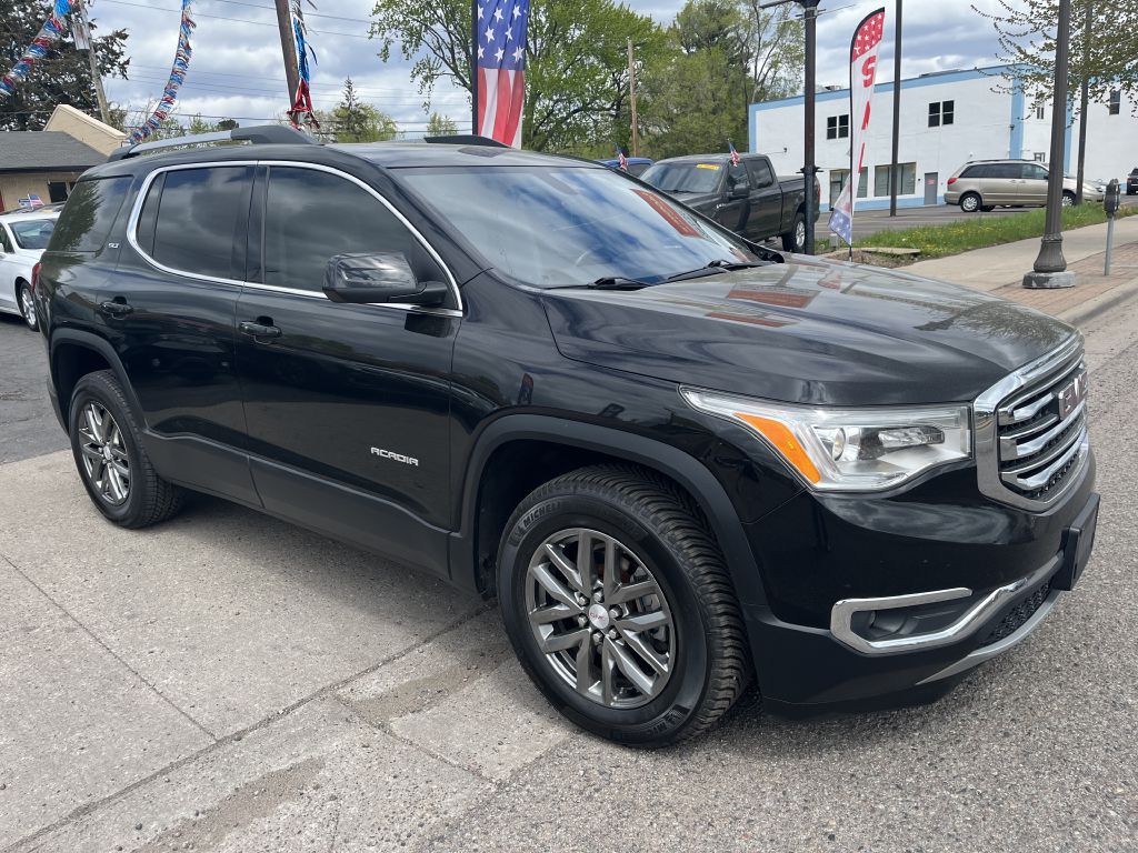 2019 GMC Acadia Image 1