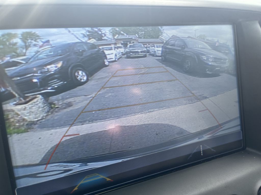 2019 GMC Acadia Image 16