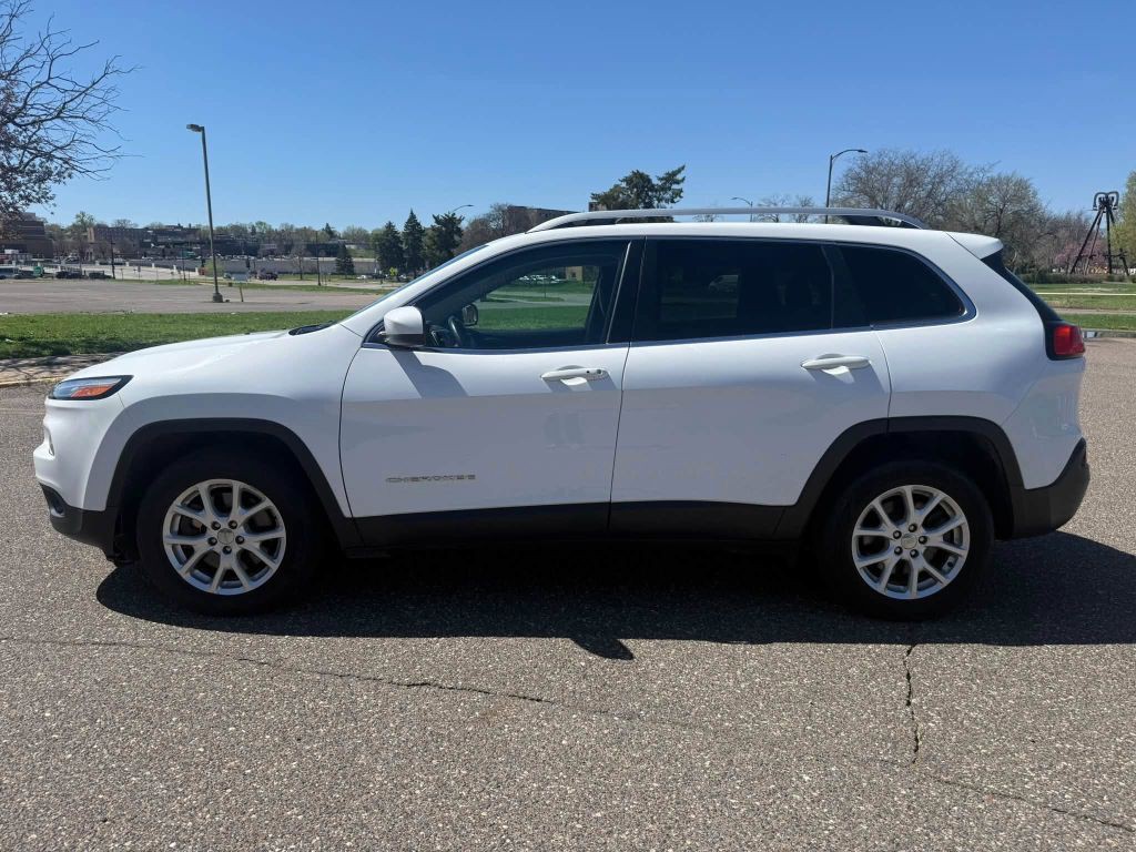 2018 Jeep Cherokee Image 3